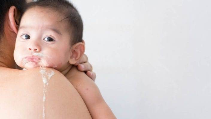 Mẹo dân gian trị ọc sữa cho trẻ sơ sinh hiệu quả mà an toàn - Huỳnh Hiểu Minh